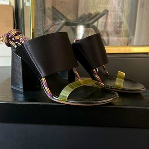 Dries van Noten sandals. Very cute.
